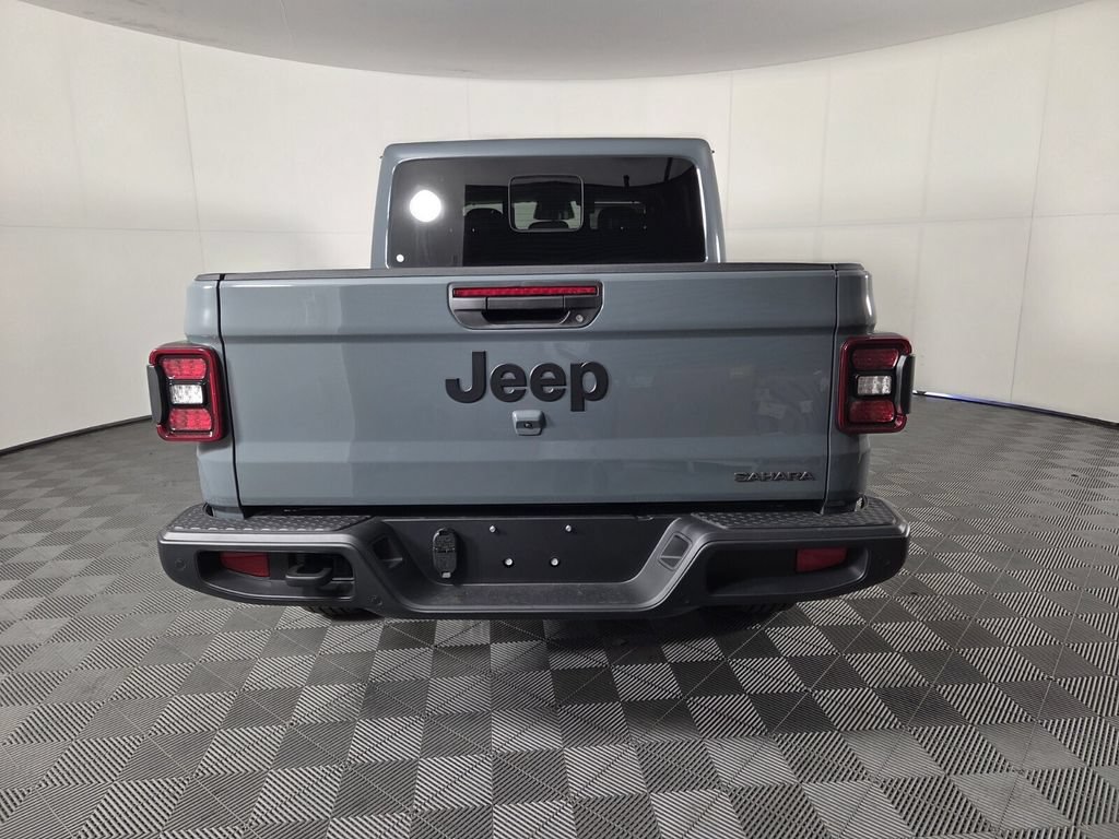 New 2026 Jeep Gladiator Sport AWD/4WD image 5