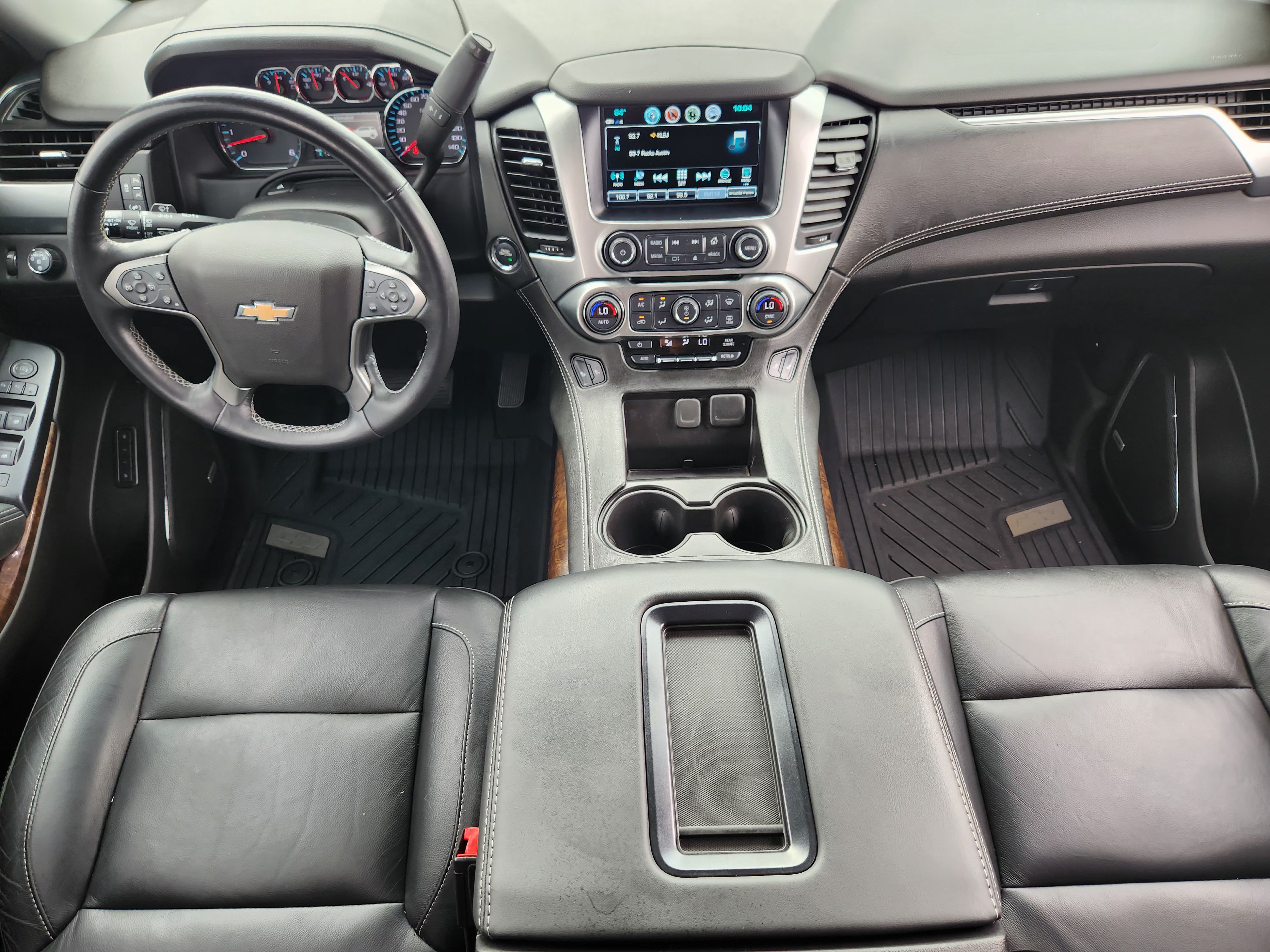 Used 2019 Chevrolet Tahoe LT w/ Luxury Package RWD image 26