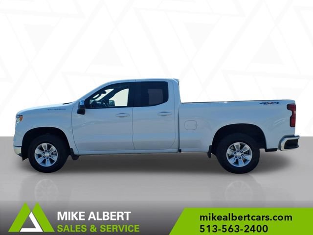 Used 2023 Chevrolet Silverado 1500 LT w/ Protection Package AWD/4WD image 4