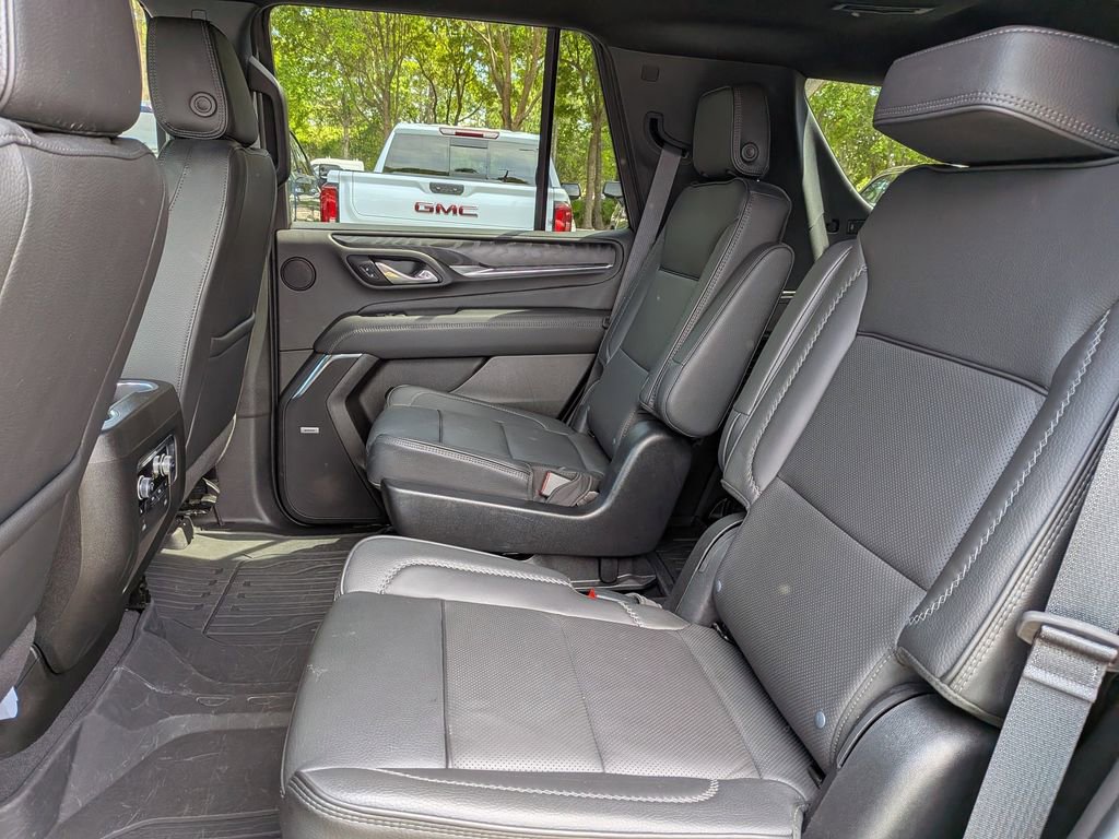 Used 2023 GMC Yukon Denali w/ LPO, Floor Liner Package image 13