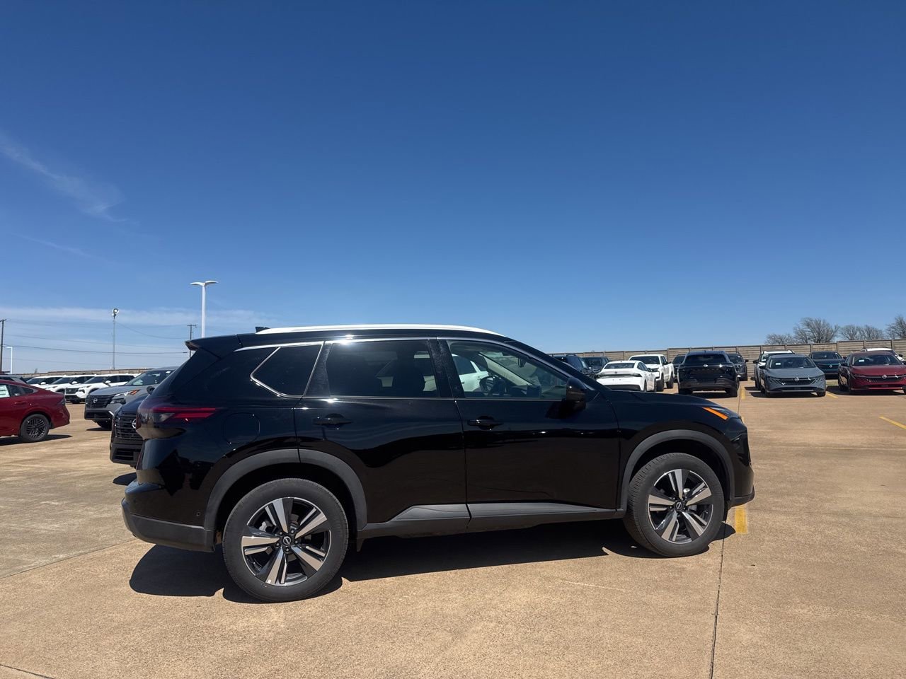 Certified 2026 Nissan Rogue SL image 20