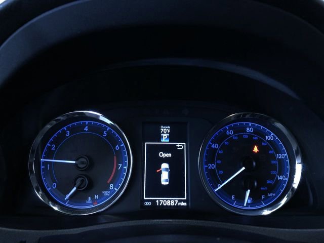 Used 2019 Toyota Corolla SE FWD image 32