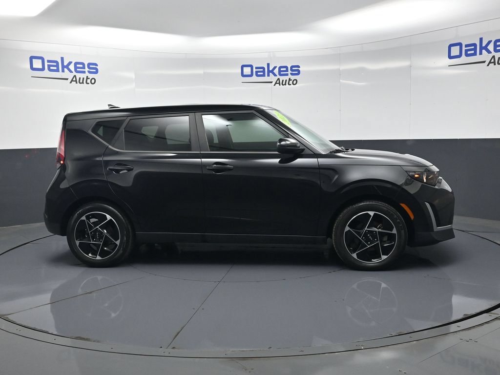 Certified 2023 Kia Soul EX FWD image 8