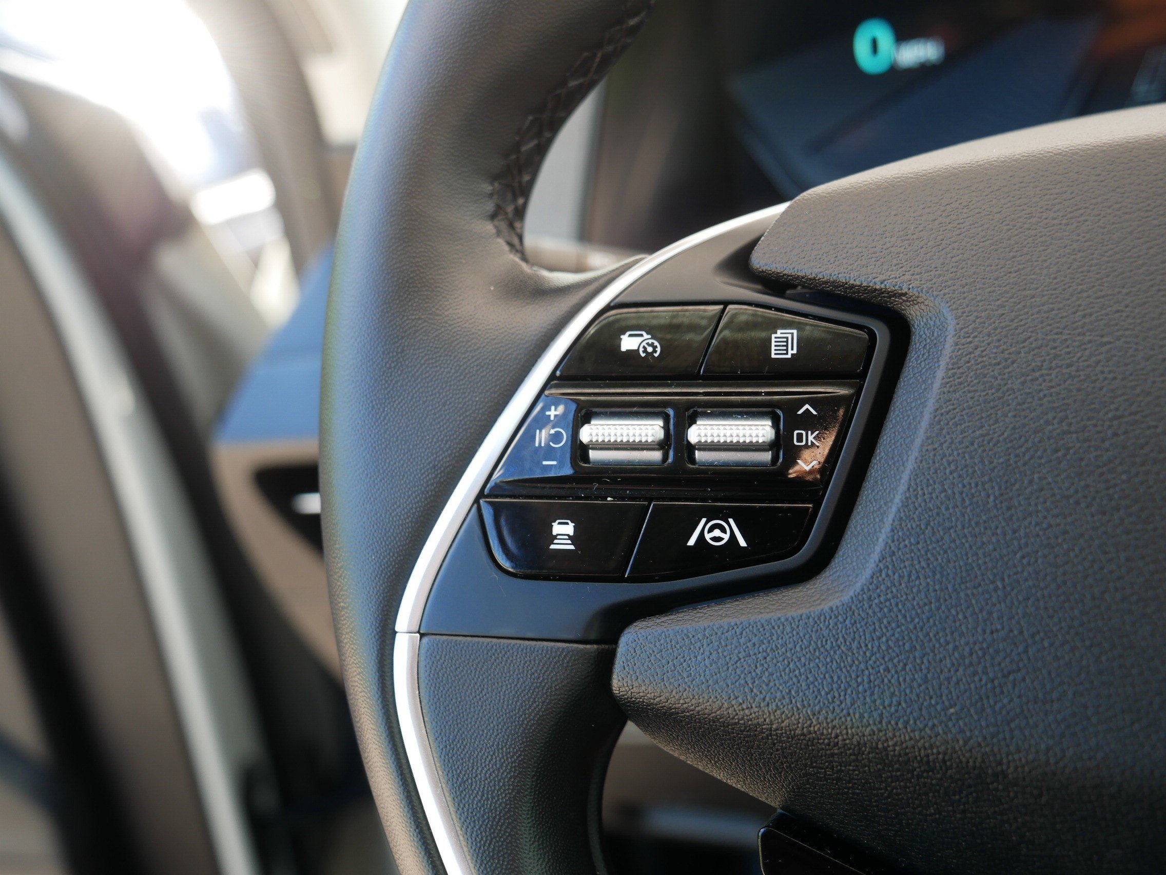 Certified 2022 Kia EV6 Wind AWD/4WD image 28