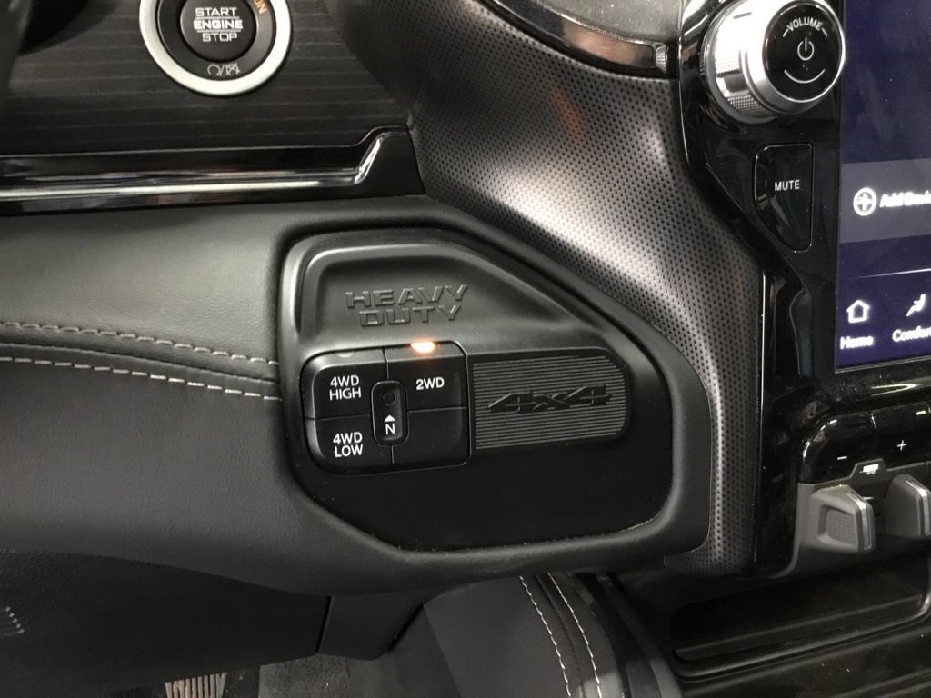 Used 2022 RAM 3500 Limited AWD/4WD image 25