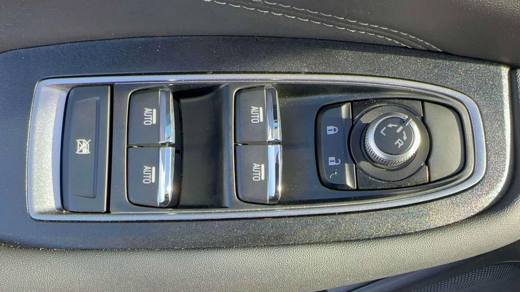 Certified 2025 Subaru Outback Limited image 13