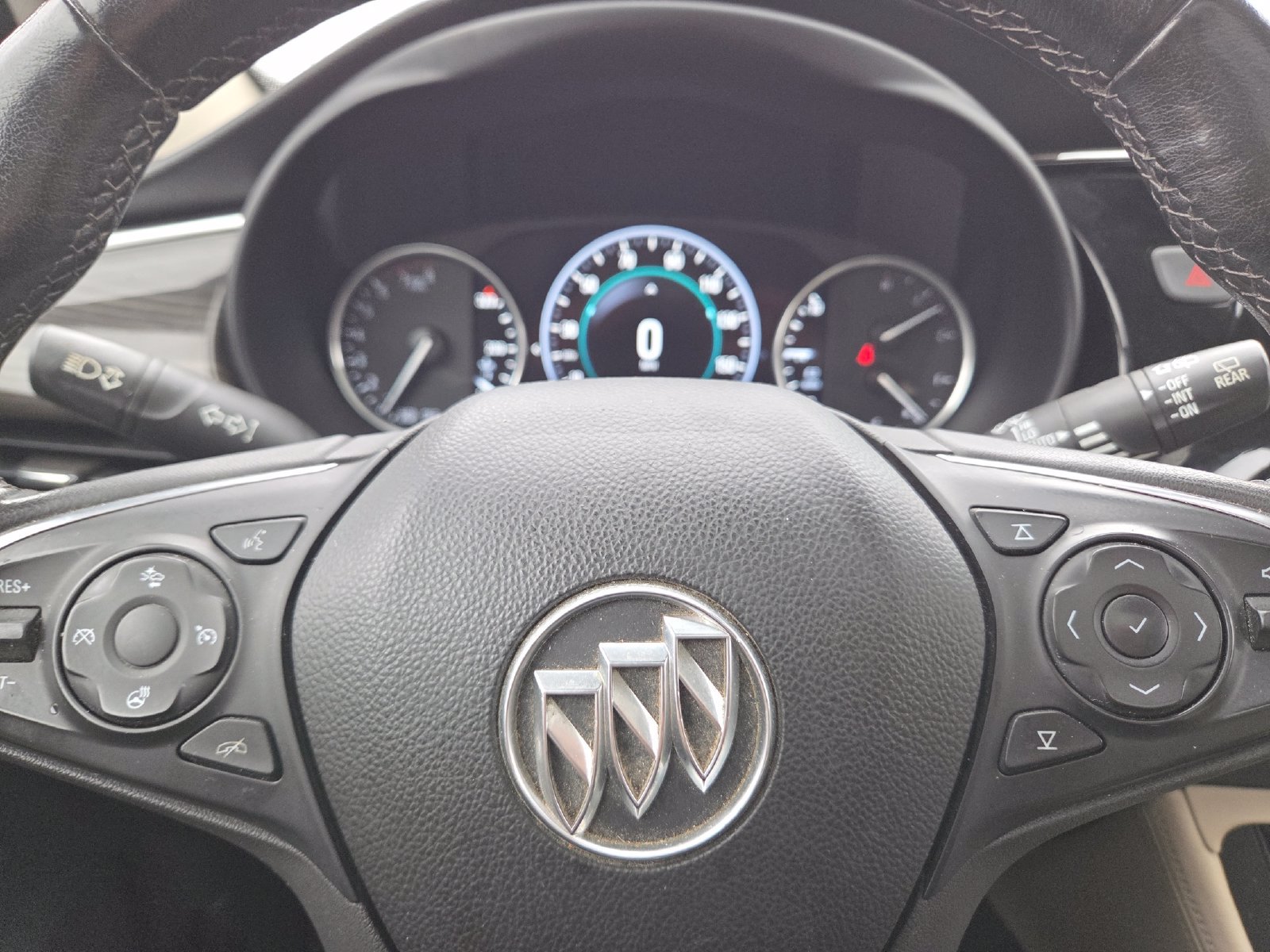 Used 2020 Buick Envision Premium AWD/4WD image 24