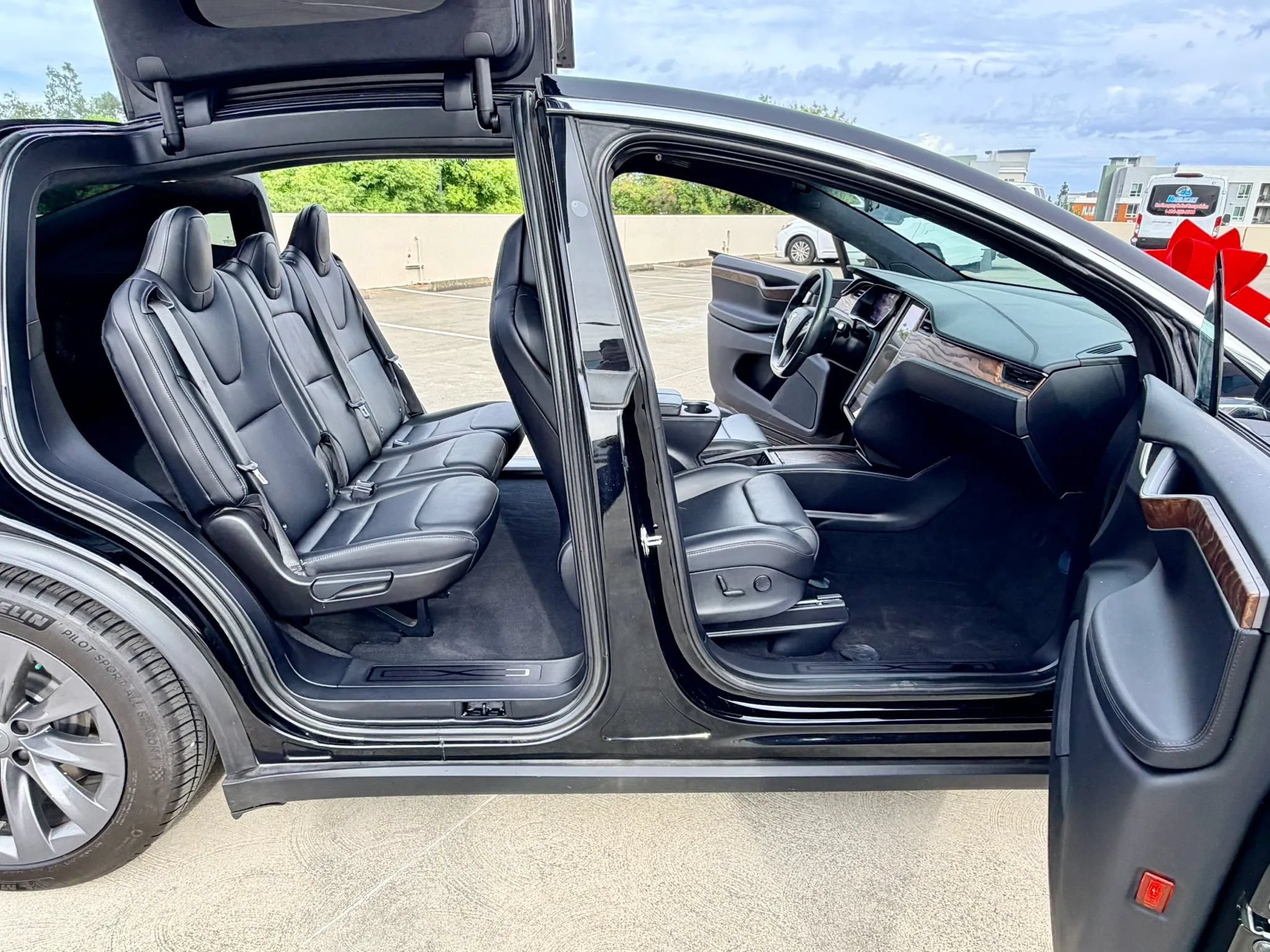 Used 2018 Tesla Model X P100D AWD/4WD image 36