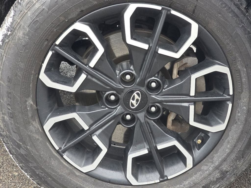 Used 2022 Hyundai Santa Cruz SEL Premium w/ Cargo Package image 9