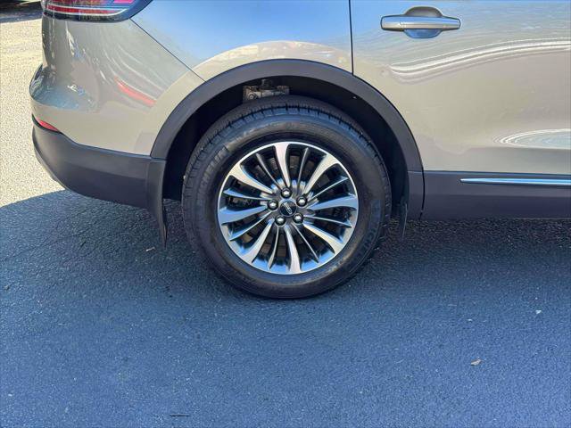 Certified 2023 Lincoln Nautilus Reserve AWD/4WD image 10