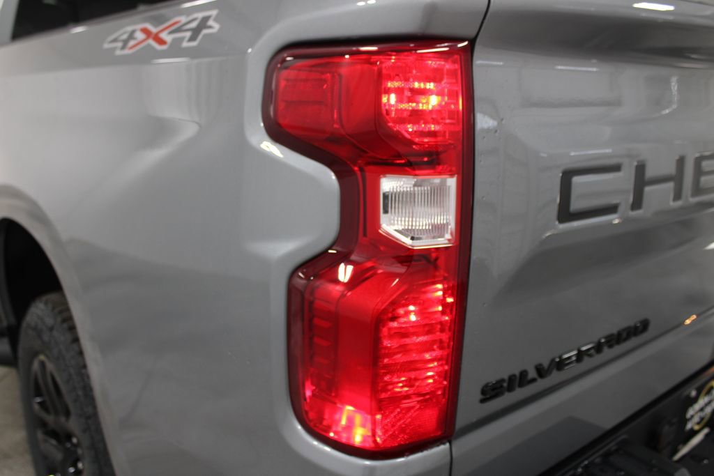 New 2026 Chevrolet Silverado 1500 Custom w/ Turbomax Blackout Package image 29
