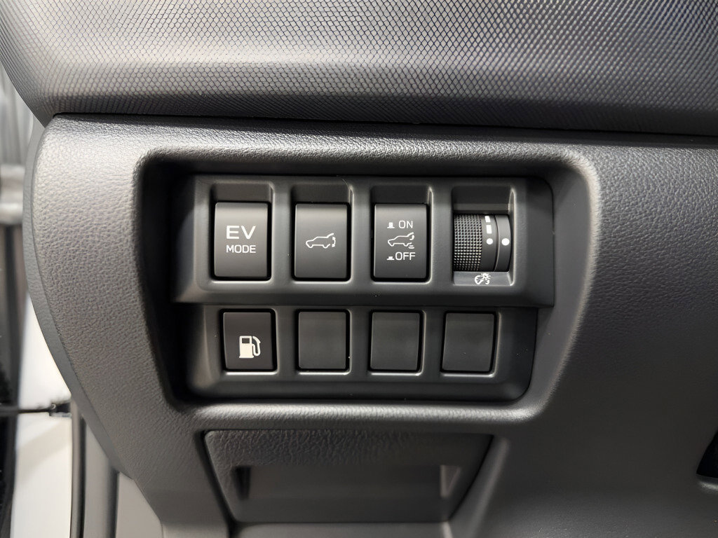 New 2025 Subaru Forester Limited w/ Popular Package image 21