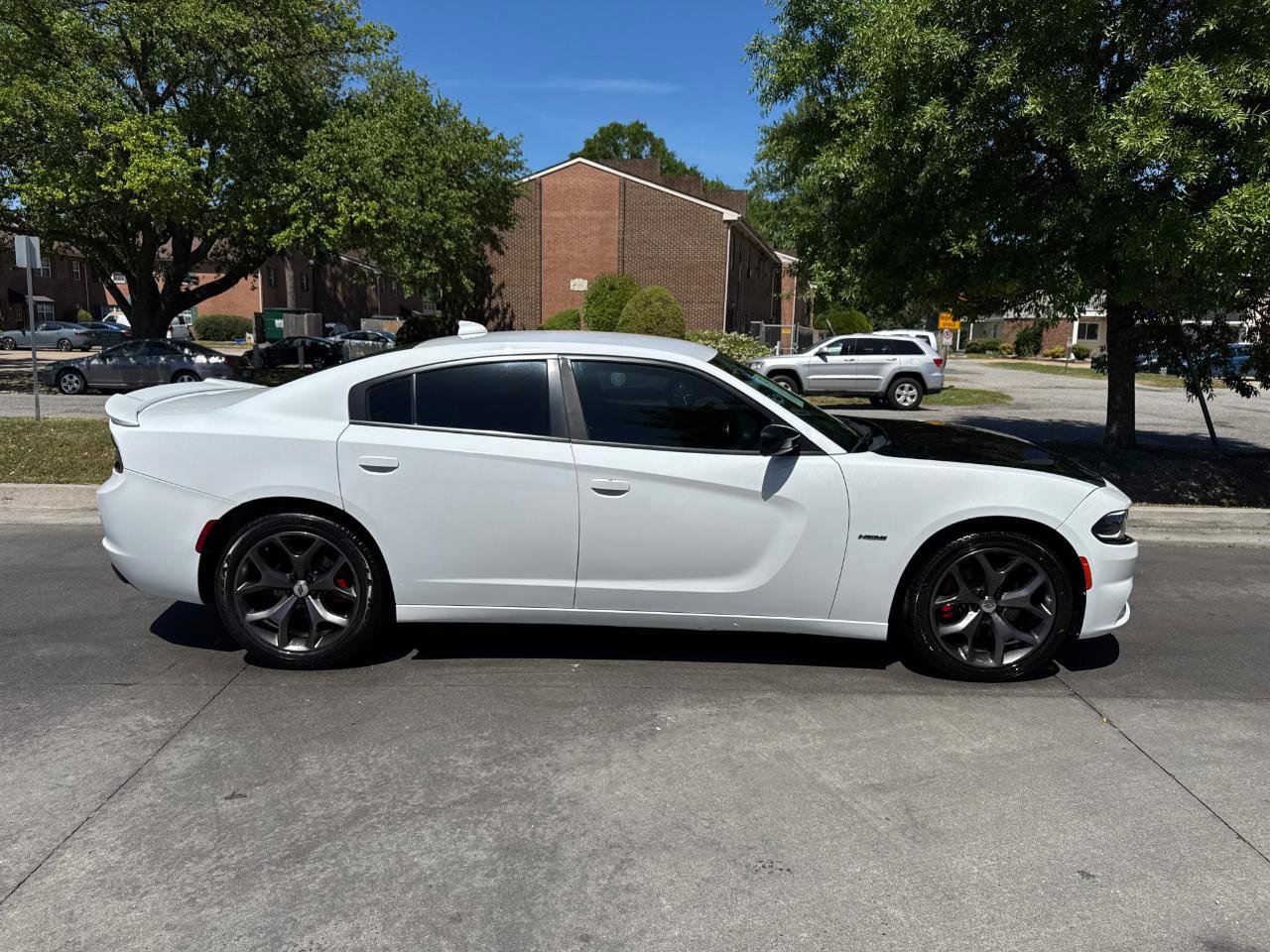 Used 2018 Dodge Charger R/T w/ Plus Group image 8