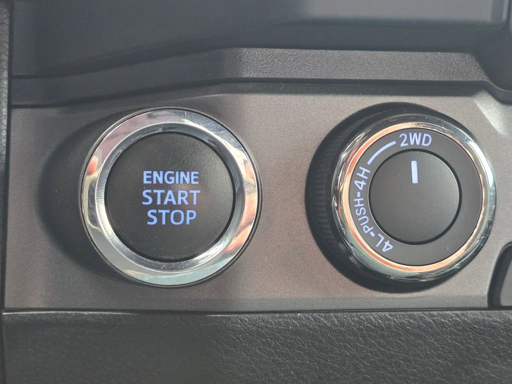 Used 2021 Toyota Tacoma TRD Off-Road w/ TRD Premium Off Road Package image 33