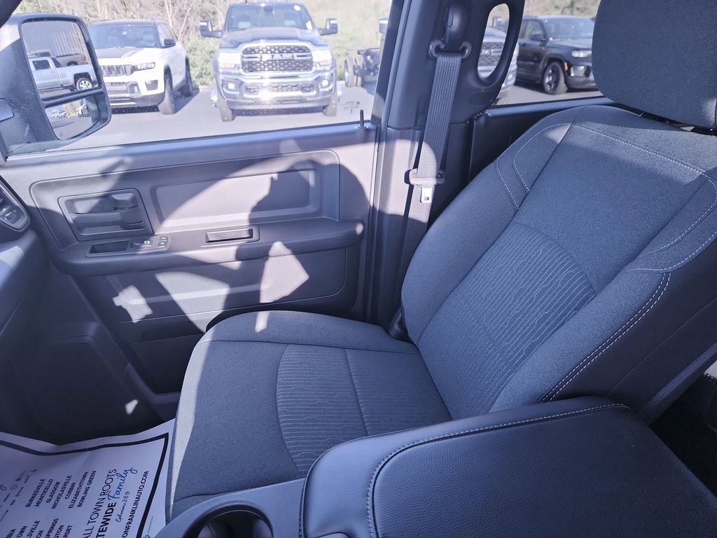 Used 2024 RAM 3500 Tradesman image 22