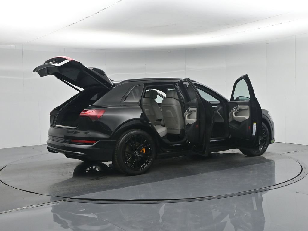 Used 2023 Audi e-tron Chronos w/ Chronos Package AWD/4WD image 6