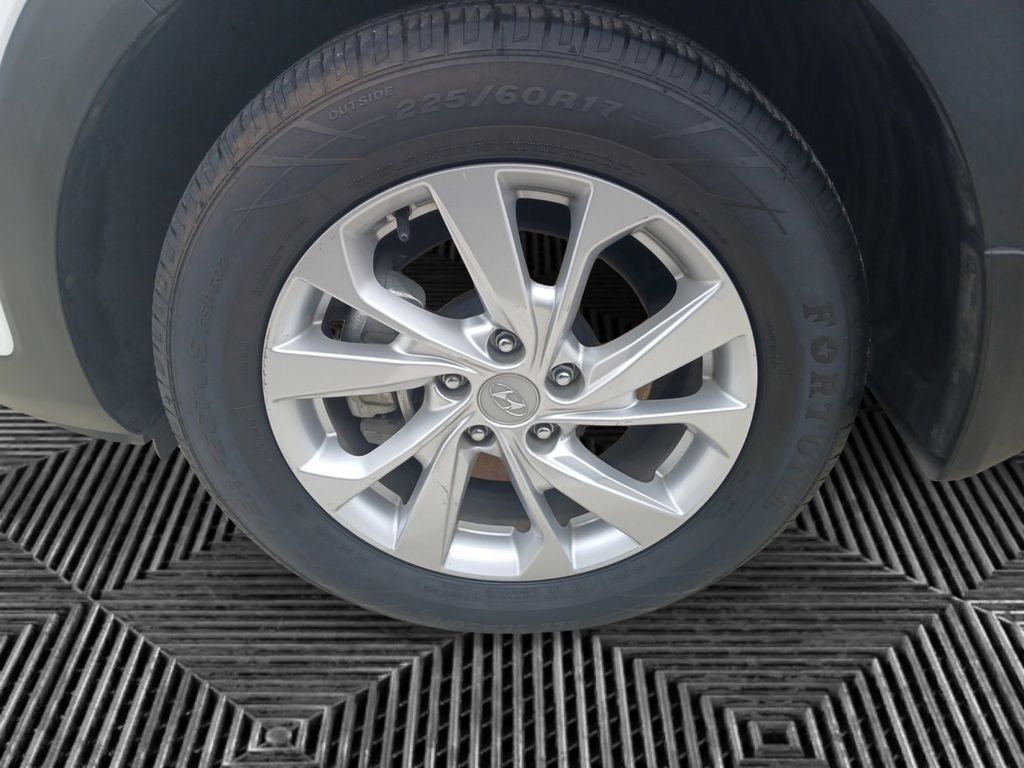 Used 2020 Hyundai Tucson Value FWD image 5