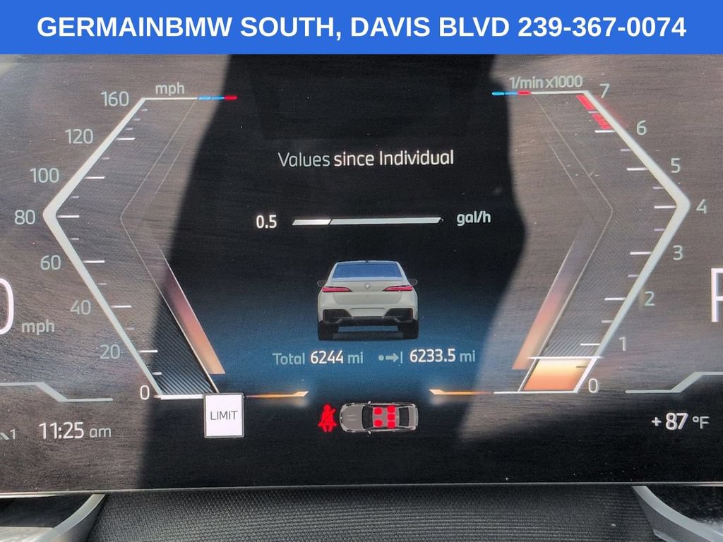 Certified 2025 BMW 760i xDrive AWD/4WD image 29