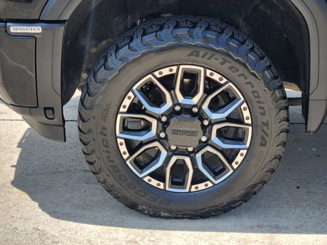 Used 2024 GMC Sierra 3500 Denali Ultimate AWD/4WD image 10