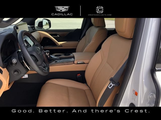Used 2025 Lexus LX 600 4WD w/ Accessory Package (2T) image 24