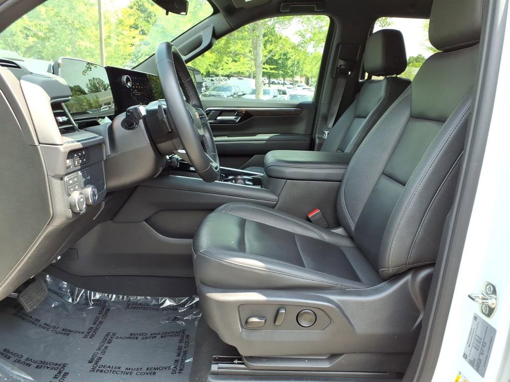 Certified 2025 Chevrolet Tahoe LT AWD/4WD image 17