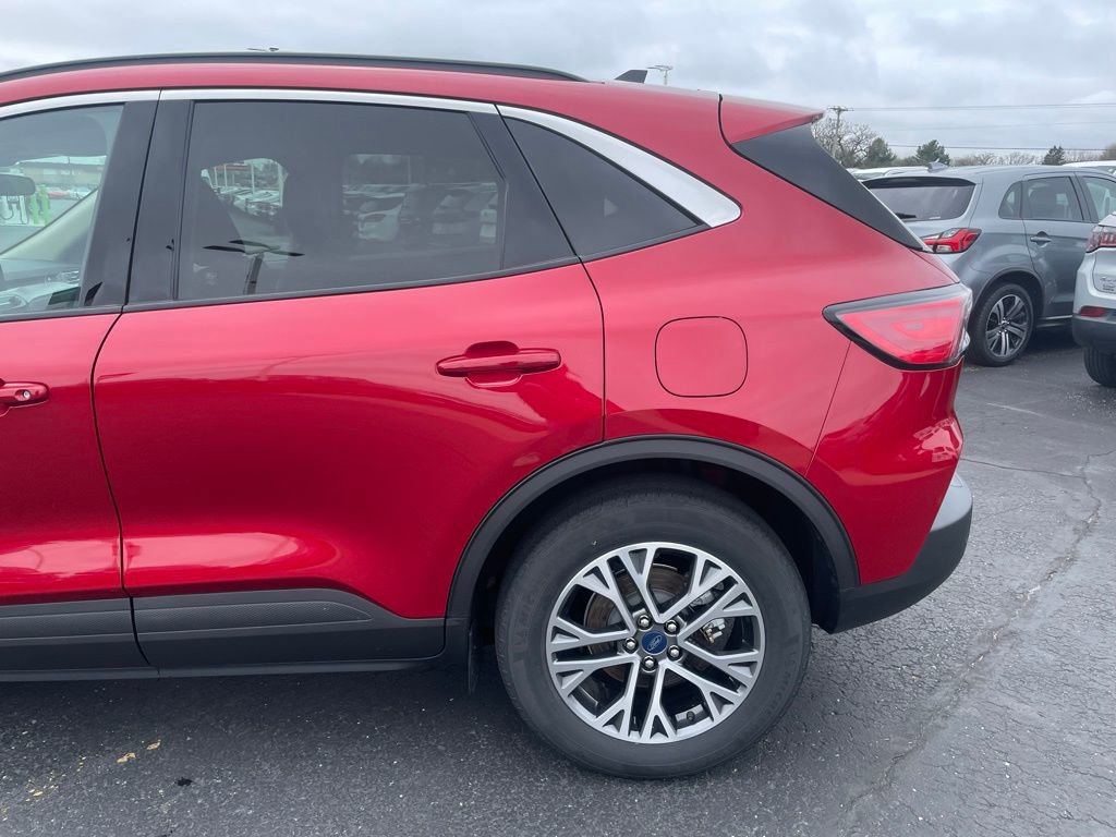 Used 2020 Ford Escape SEL AWD/4WD image 29