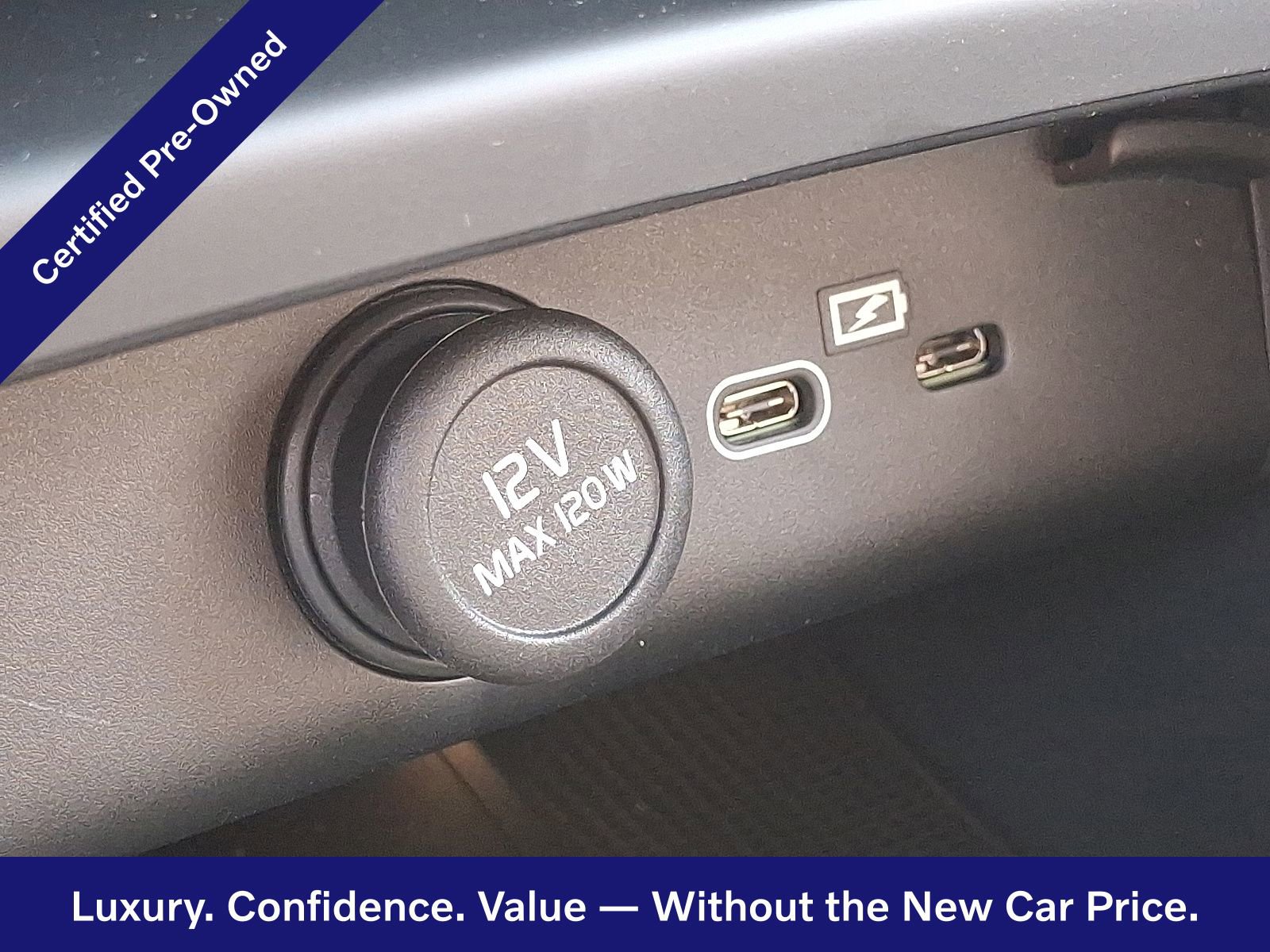 Used 2026 Volvo XC40 B5 Plus w/ Protection Package Premier image 23