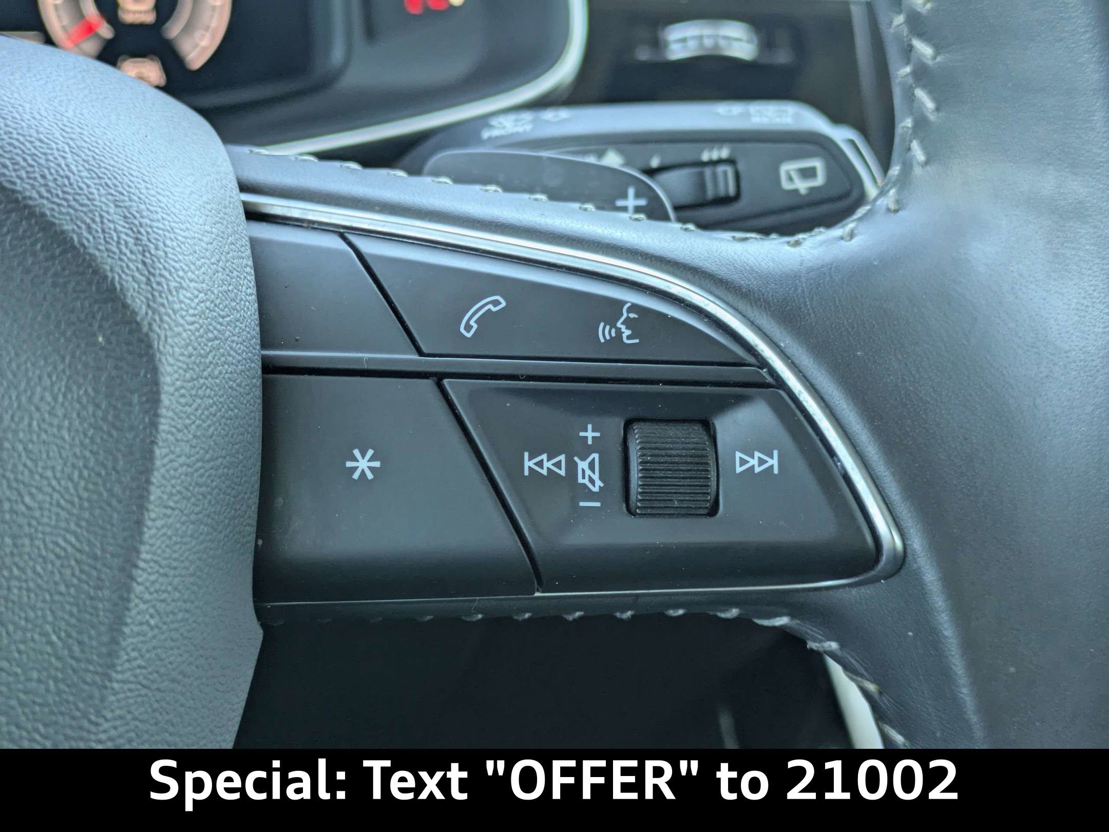 Used 2020 Audi Q8 Premium Plus image 32