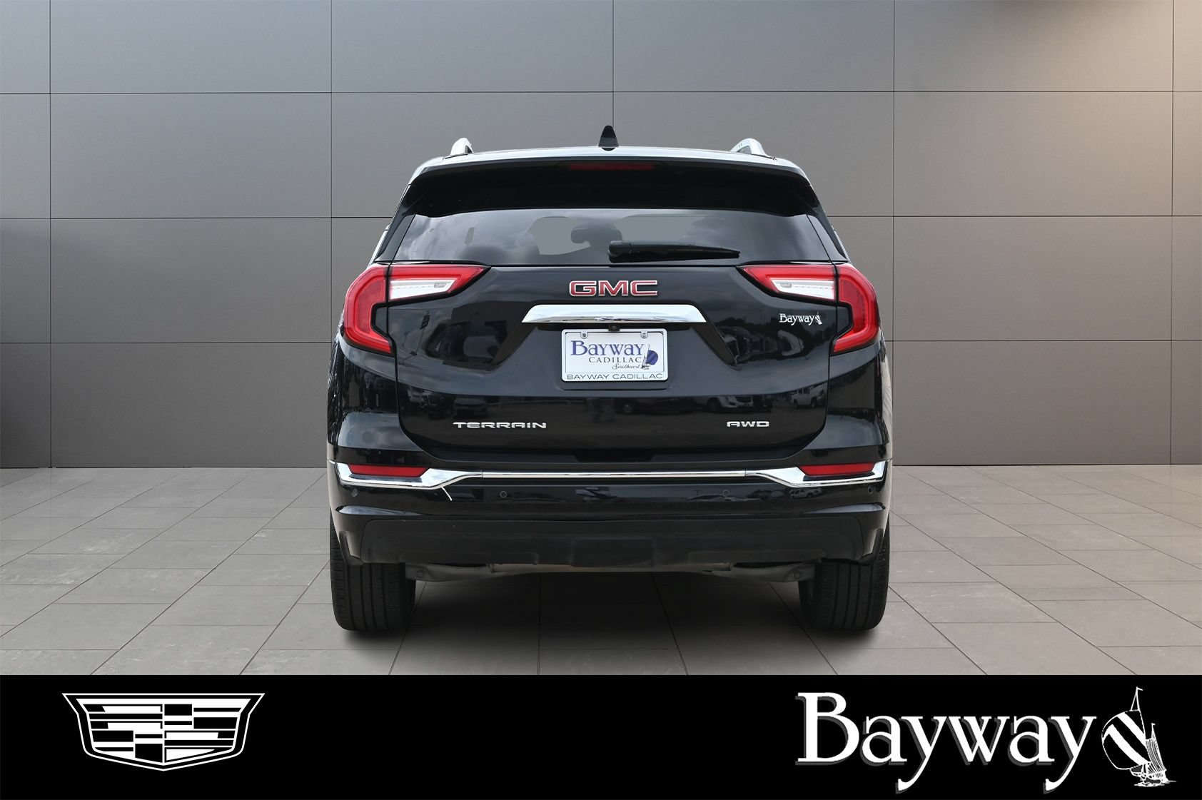 Used 2024 GMC Terrain Denali w/ Black Diamond Edition AWD/4WD image 7