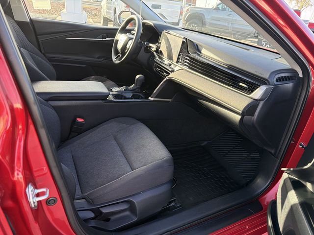 Used 2025 Toyota Camry LE FWD image 27