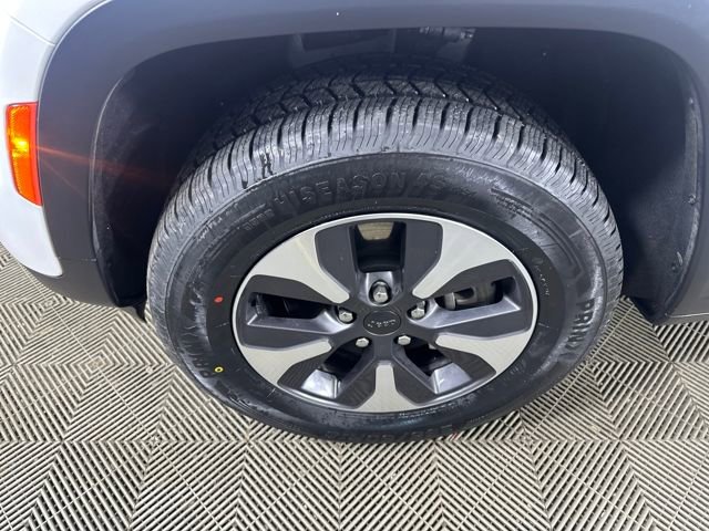 Used 2023 Jeep Grand Cherokee 4WD 4xe image 10