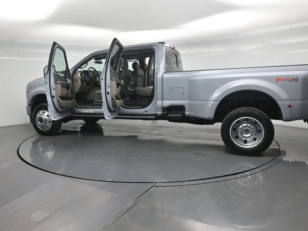 New 2026 Ford F450 Platinum w/ Platinum Plus Package AWD/4WD image 31