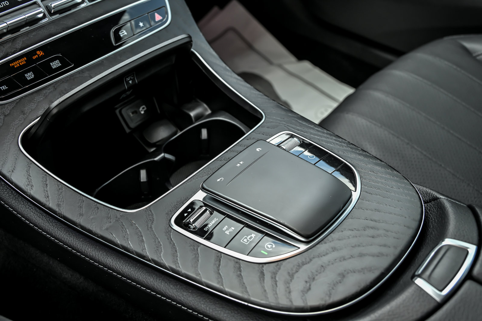 Used 2023 Mercedes-Benz E 350 4MATIC Sedan image 38