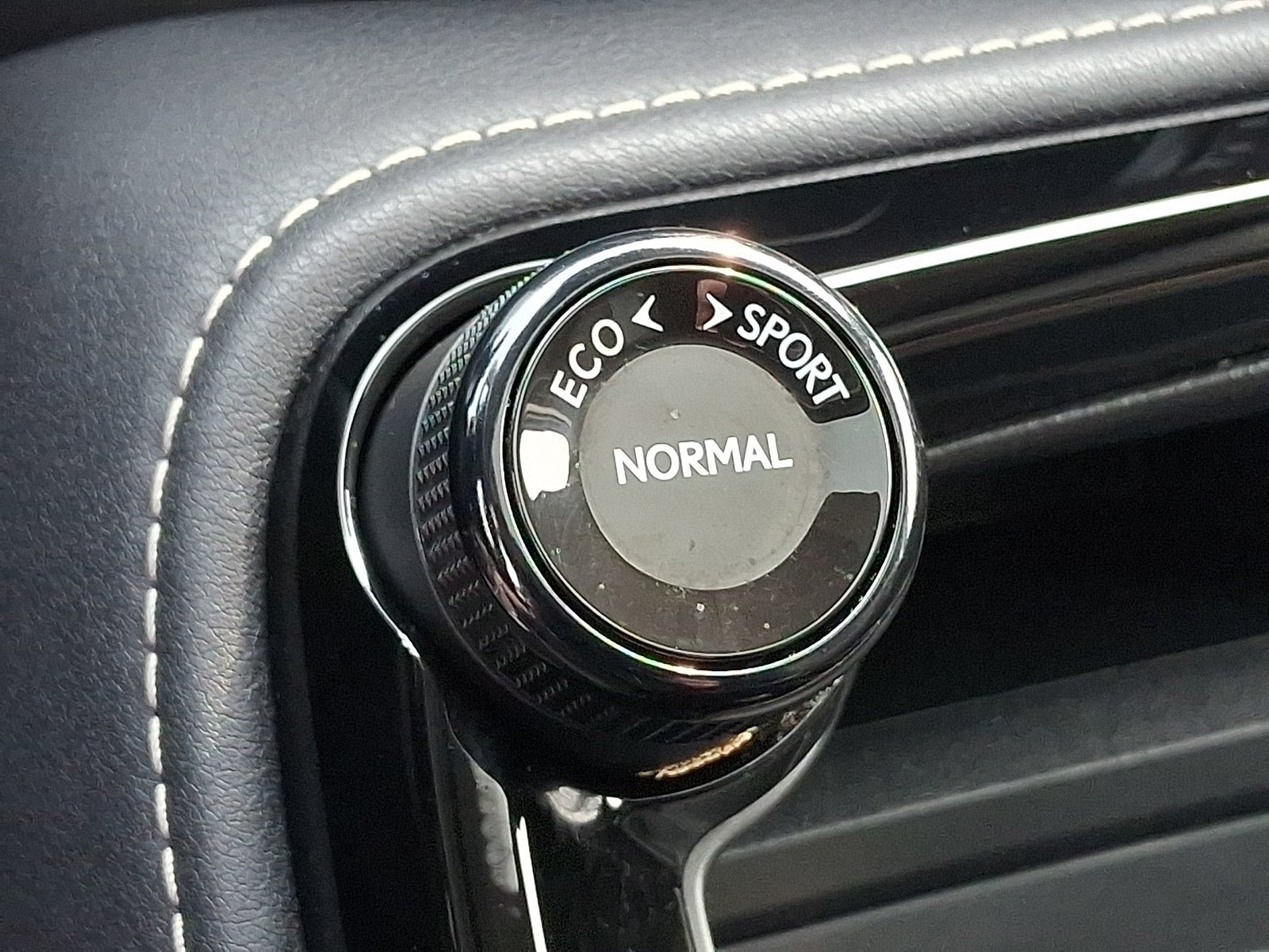 Used 2024 Lexus NX 350 AWD w/ Cold Area Package image 24