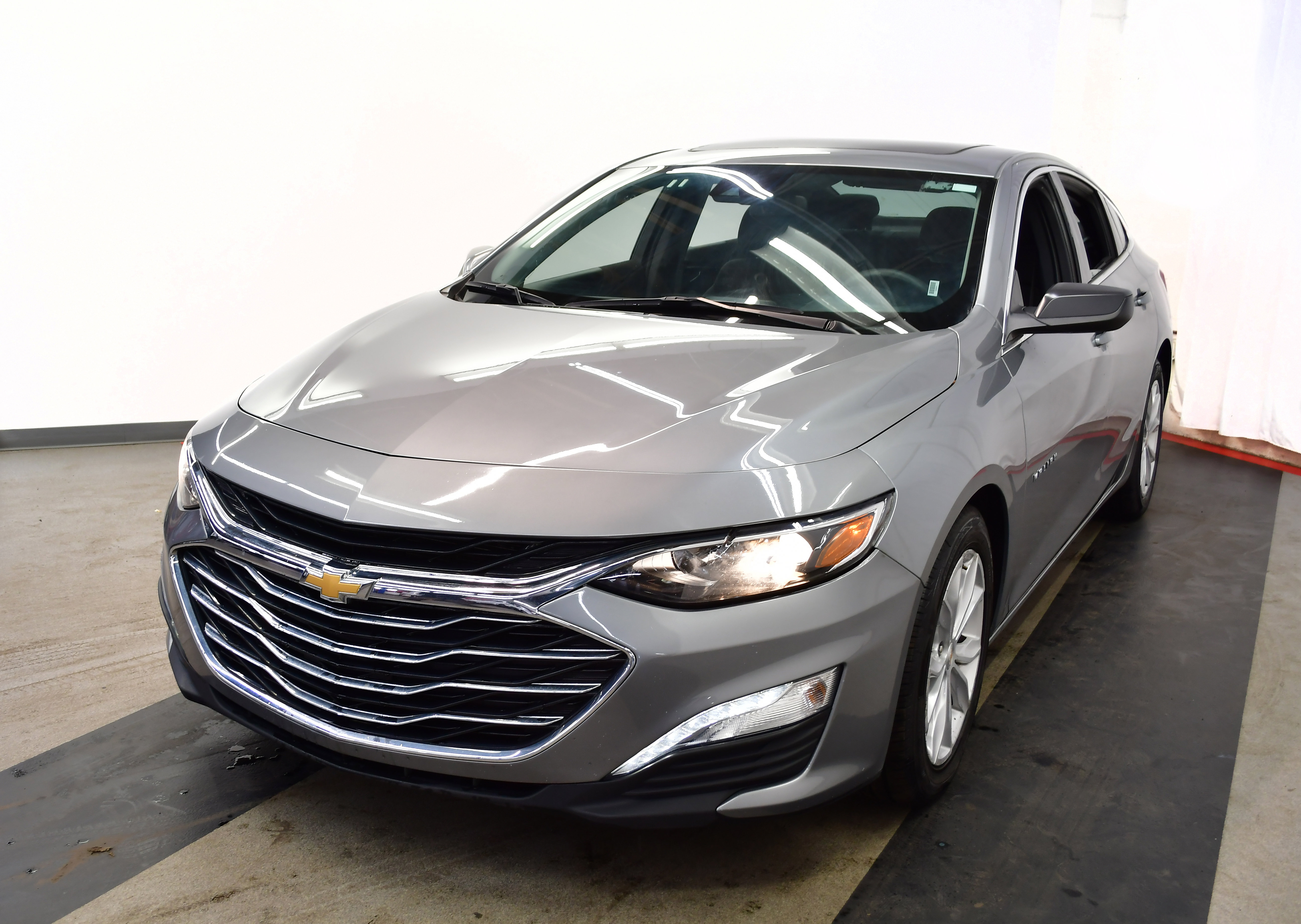Used 2024 Chevrolet Malibu LT image 4