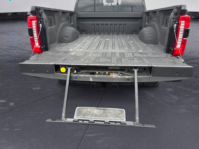Used 2024 Ford F250 King Ranch w/ FX4 Off-Road Package image 23
