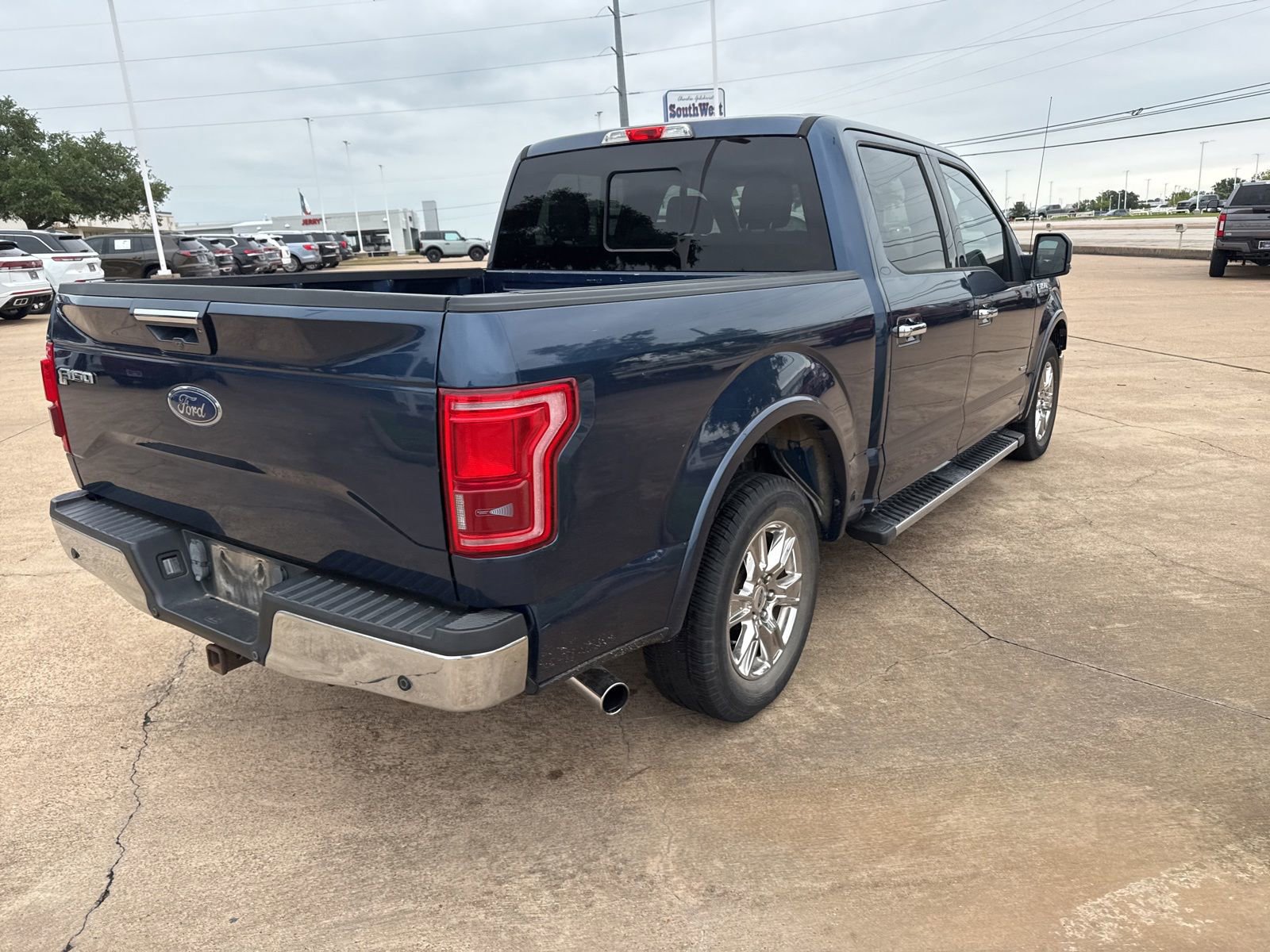 Used 2015 Ford F150 Lariat RWD image 7