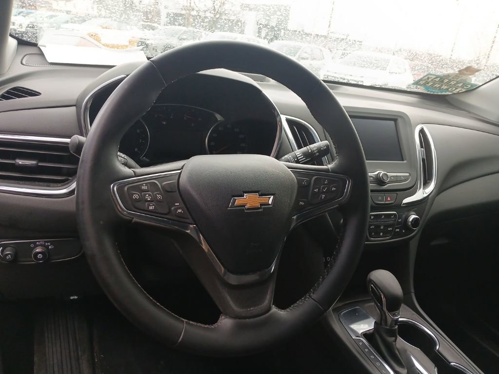 Used 2024 Chevrolet Equinox LT image 17