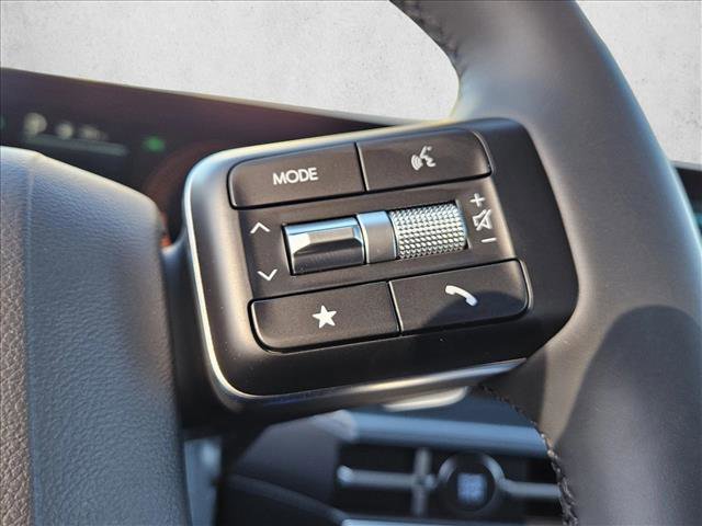 Used 2025 Hyundai Santa Fe SEL FWD image 13