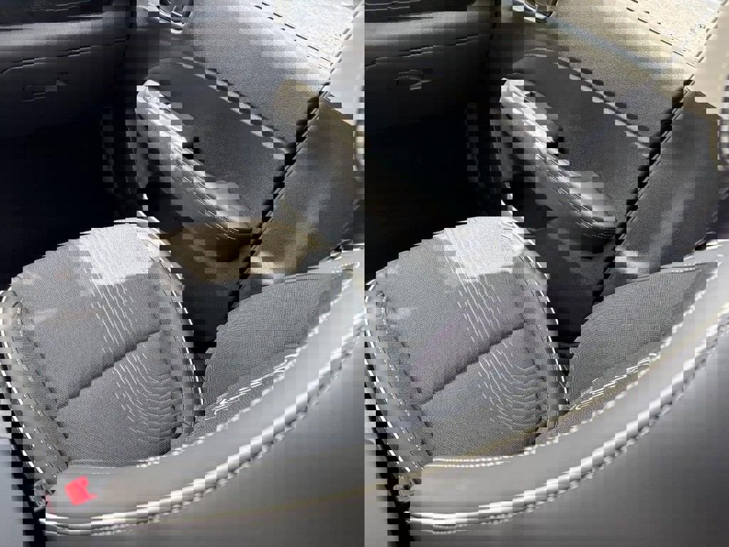 Certified 2025 Hyundai Venue Limited image 10