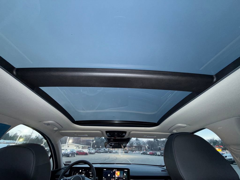 New 2026 Kia K5 EX image 24