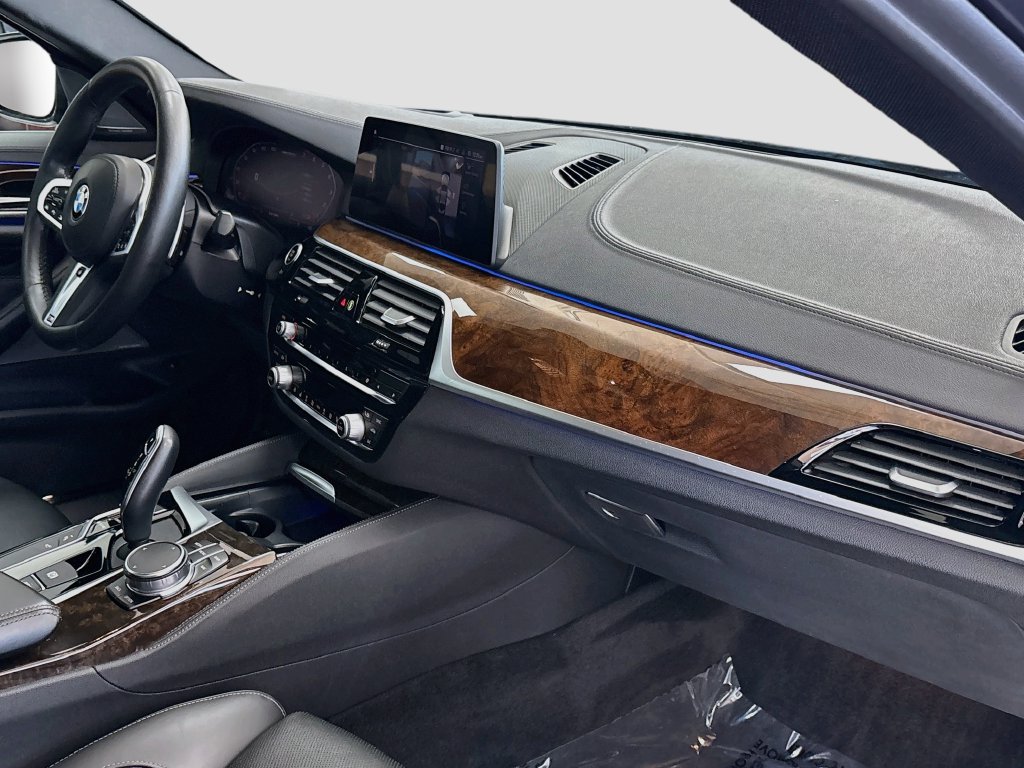 Used 2020 BMW M550i xDrive AWD/4WD image 27