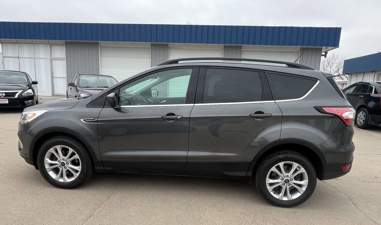 Used 2018 Ford Escape SEL image 9