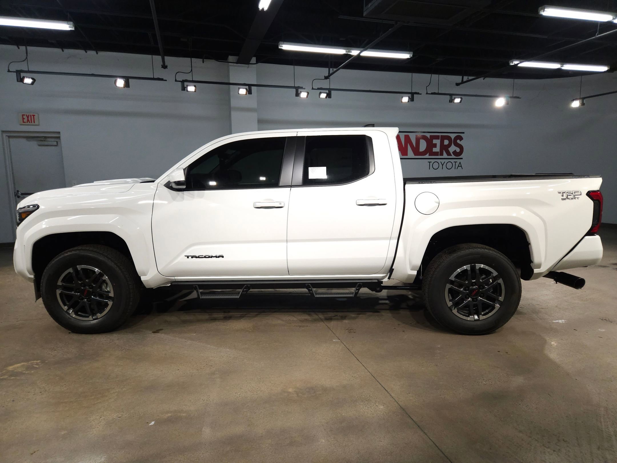 New 2026 Toyota Tacoma TRD Sport image 4