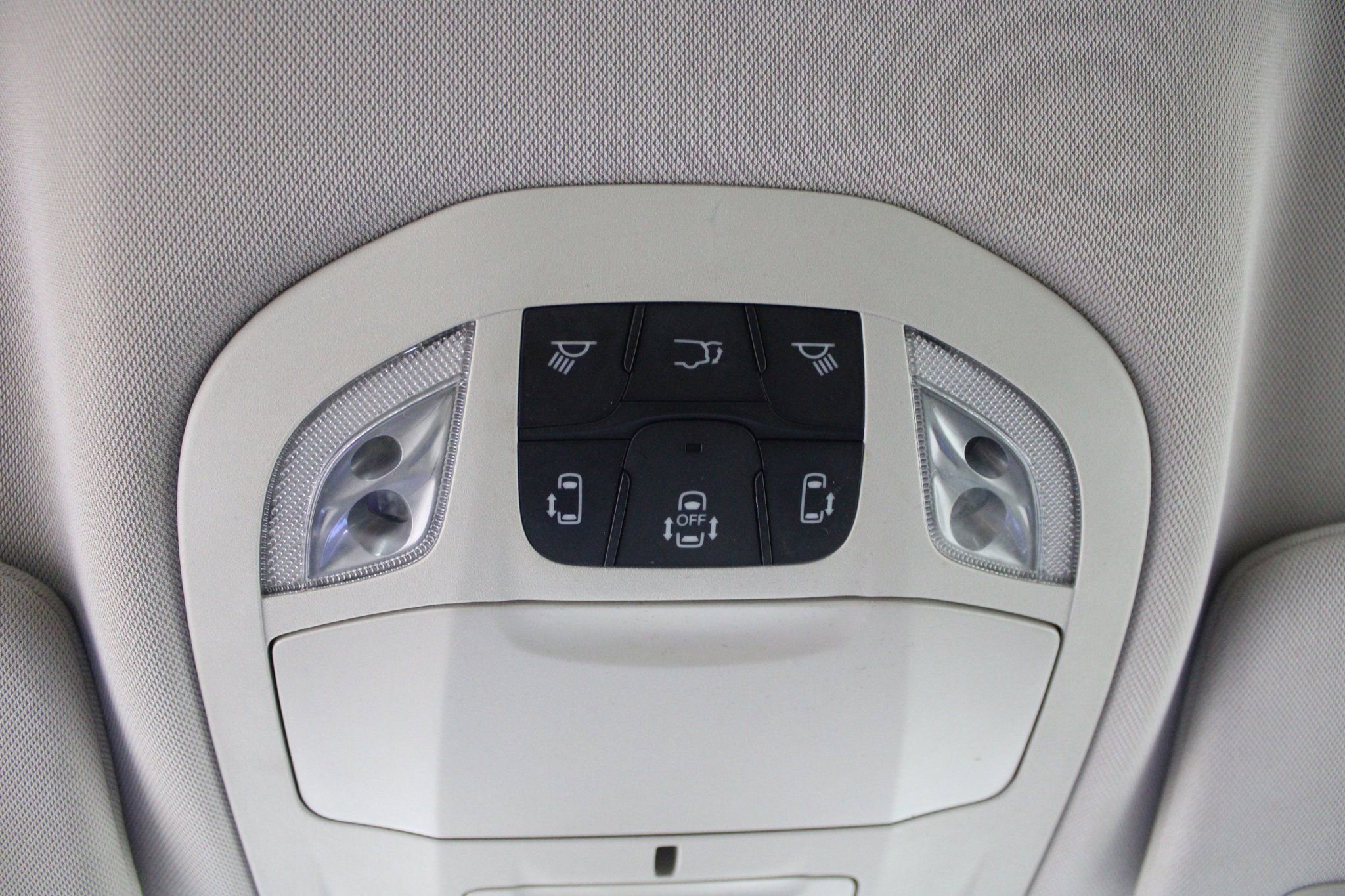 Used 2018 Chrysler Pacifica Touring Plus image 41