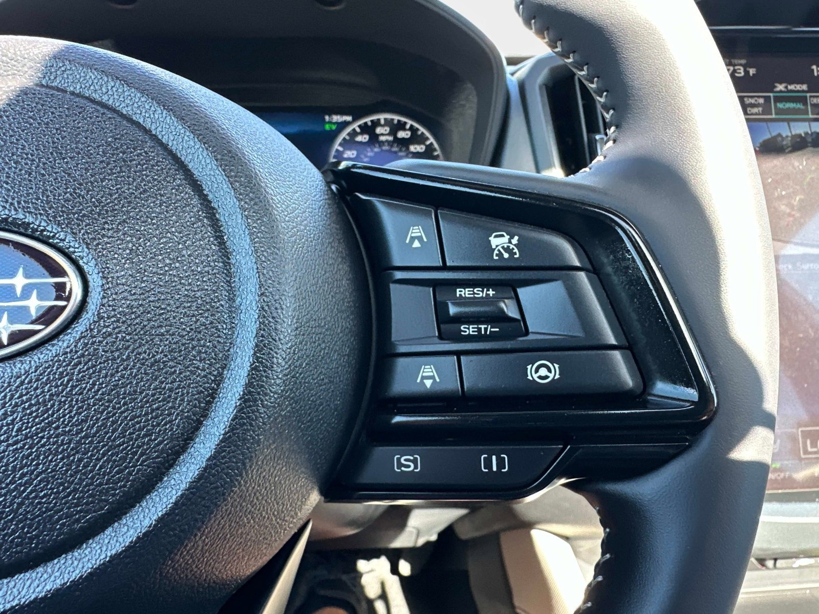 Used 2025 Subaru Forester Premium w/ Protection Package (1PH) image 33