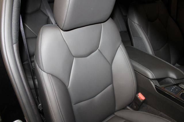 Used 2025 Cadillac CT4 Luxury AWD/4WD image 28