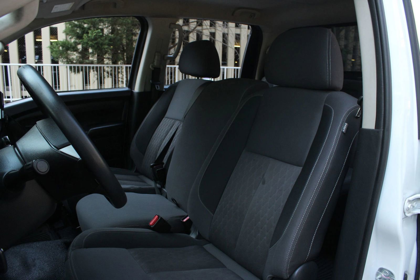 Used 2022 Nissan Titan S w/ S Utility Package image 16