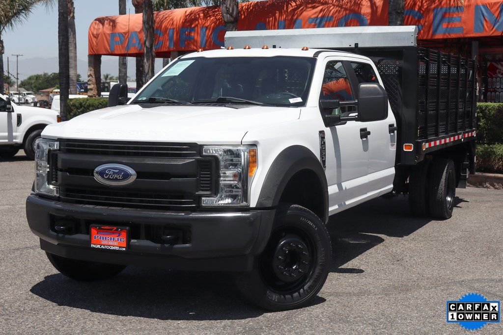 Used 2017 Ford F550 2WD Crew Cab Super Duty image 4