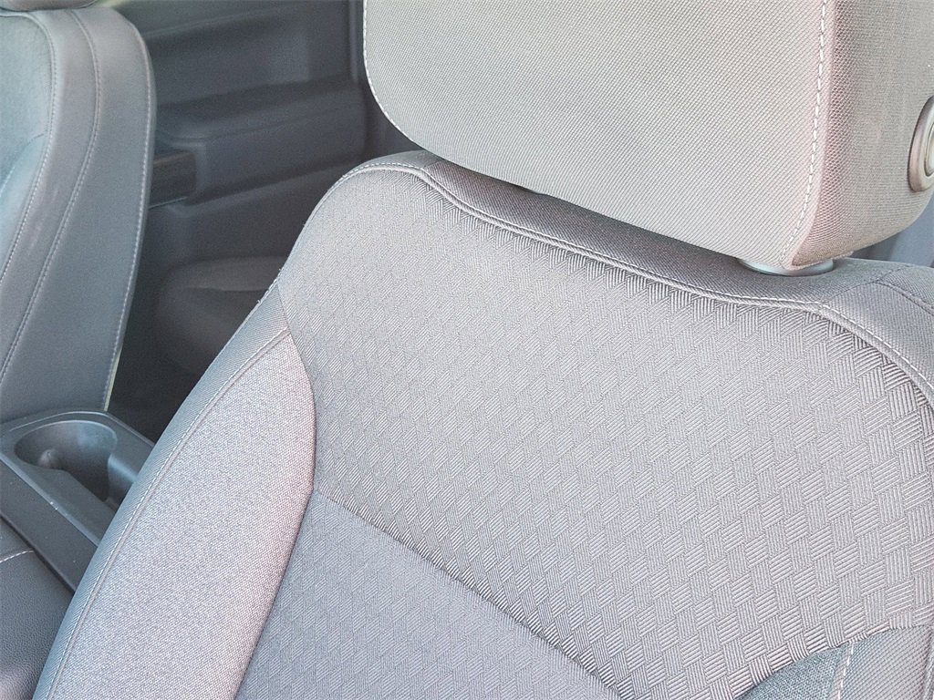 Used 2020 Chevrolet Silverado 1500 RST w/ Texas Edition image 15